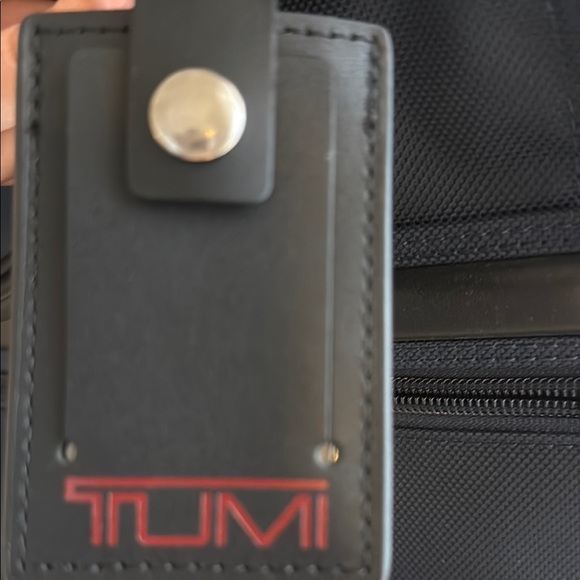 Tumi Blue Messenger Bag Durable and Minimalist - Picture 3 of 9